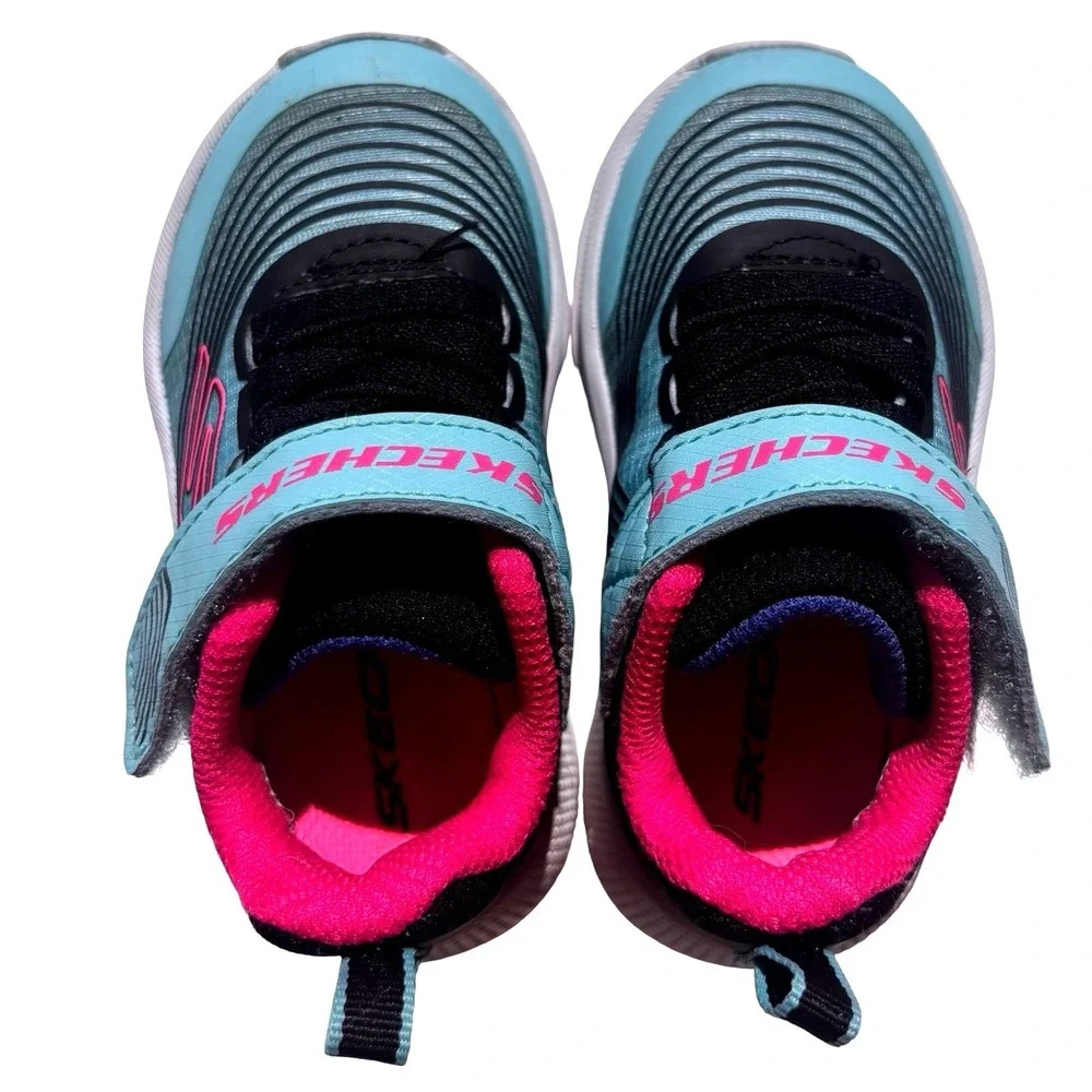 Skechers these sneakers